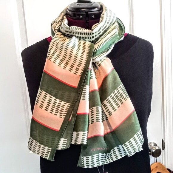 Vince Camuto Olive Green Pink Print Oblong Scarf NWT - Picture 1 of 7